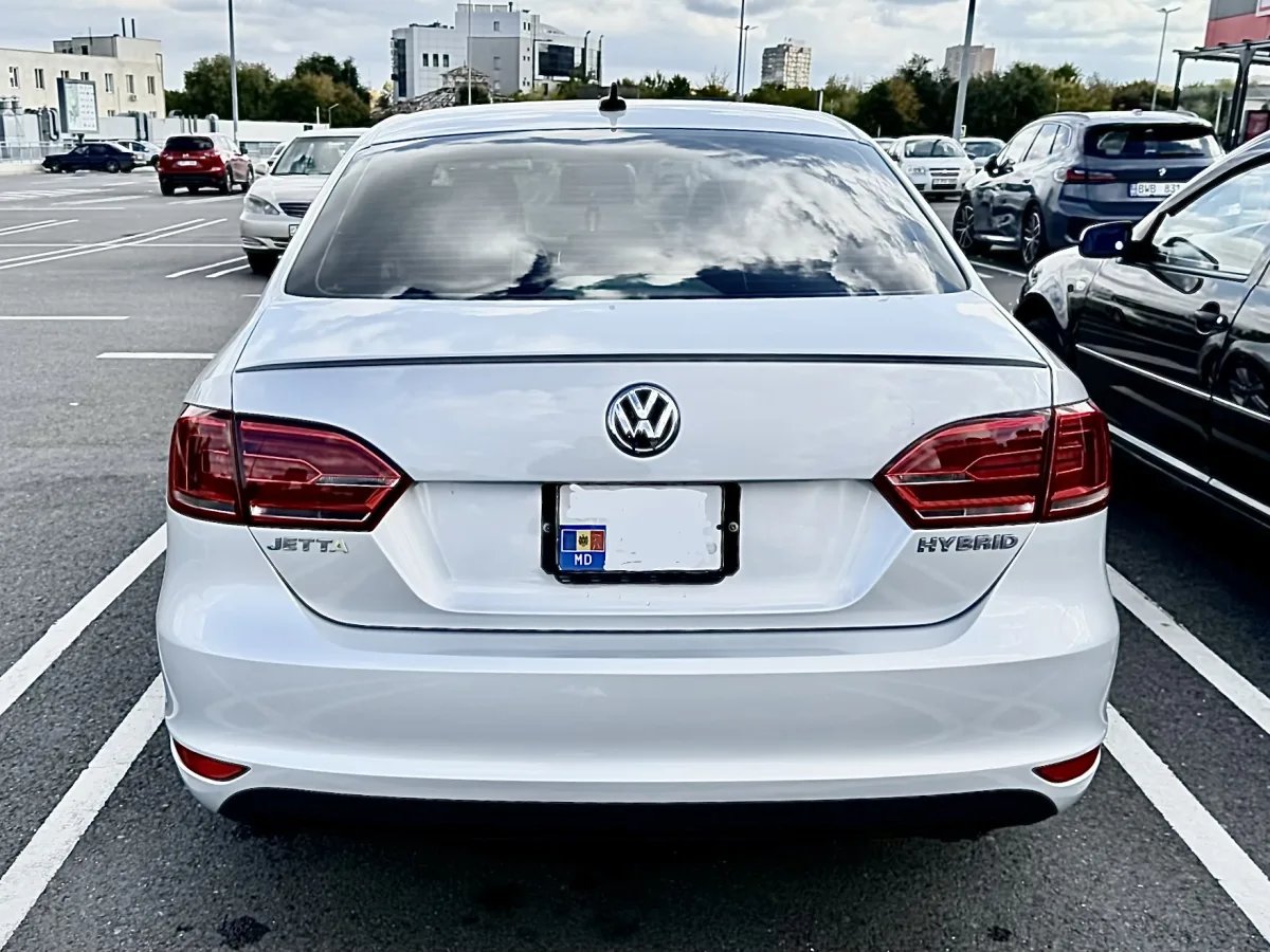 Vand Volkswagen Jetta (4/8)