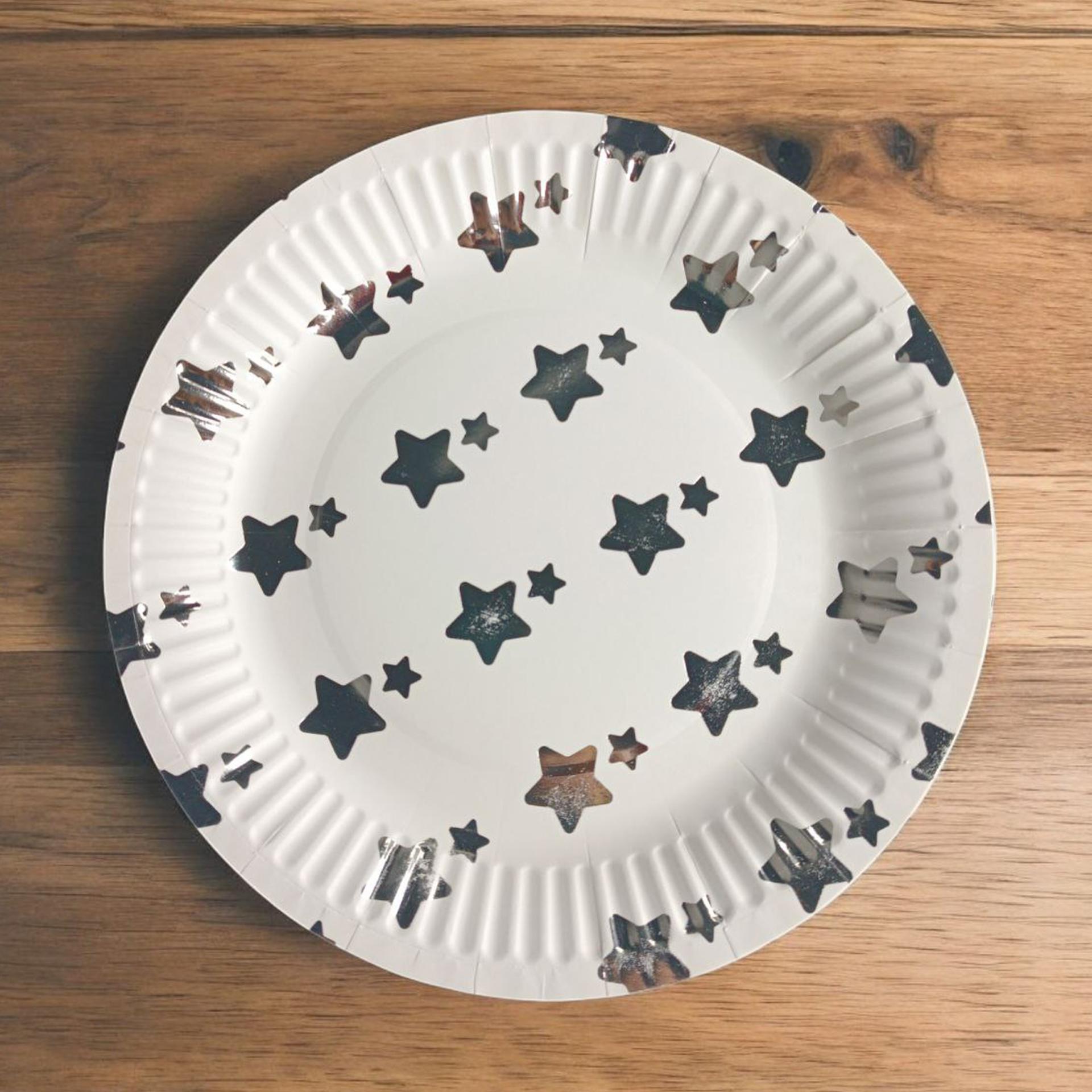 Set 10 farfurii de unica folosinta din hartie, 22,5cm
