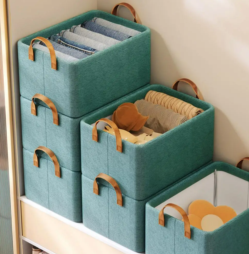Organizator pliabil pentru haine 47x28x20cm