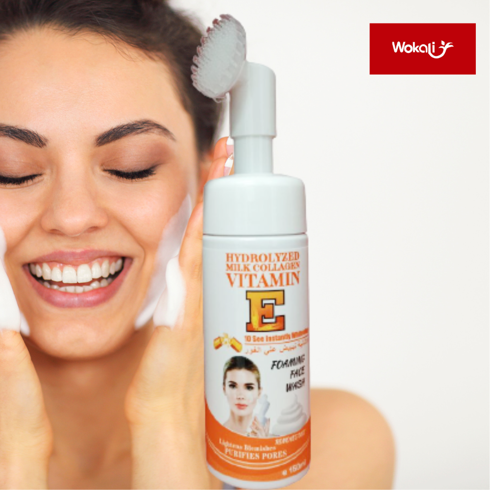 Spuma pentru curatarea fetei cu perie de masaj 150 ml Vitamin E, Wokali