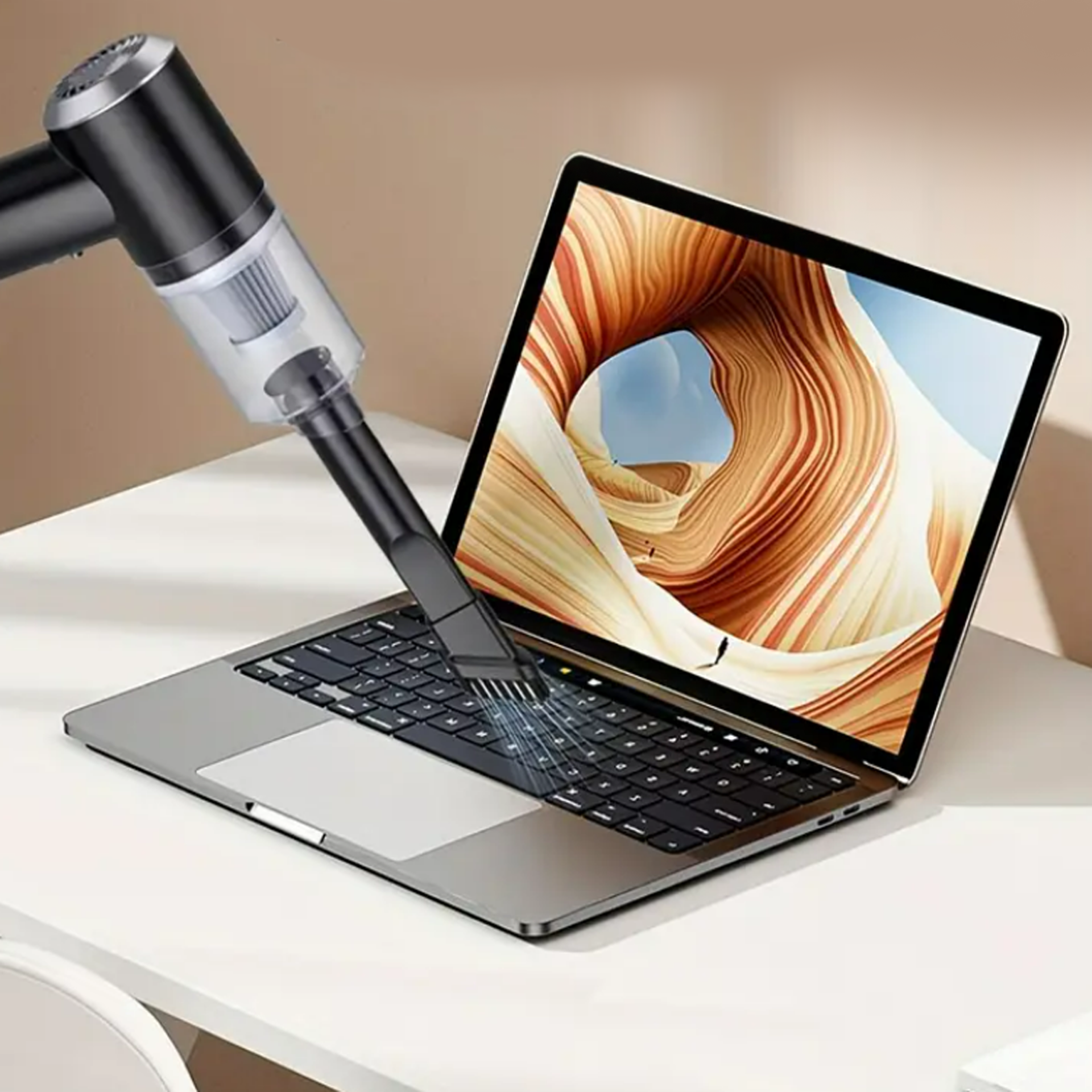 Mini aspirator  pentru automobil si casa