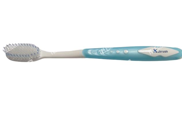Perie pentru dinti cu husa X-Brush Soft
