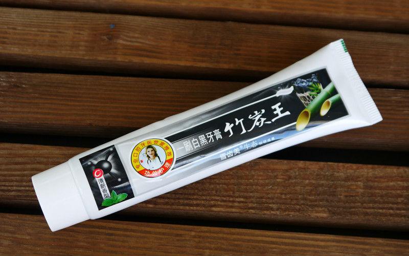 Pasta de dinti  pe baza de carbune din bambus 160gr