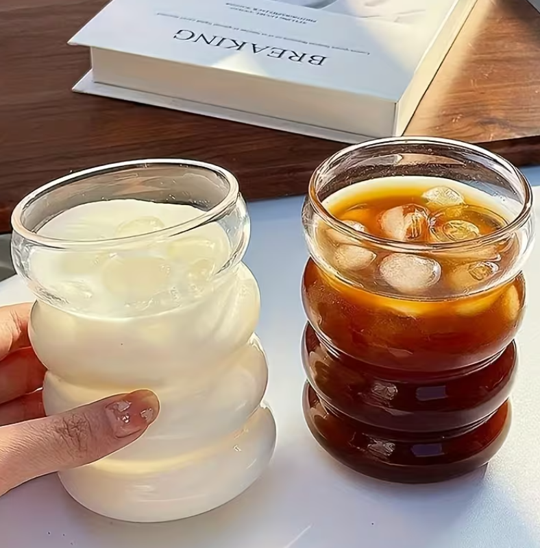 Pahar cu capac si pai din sticla, Wave, 370ml